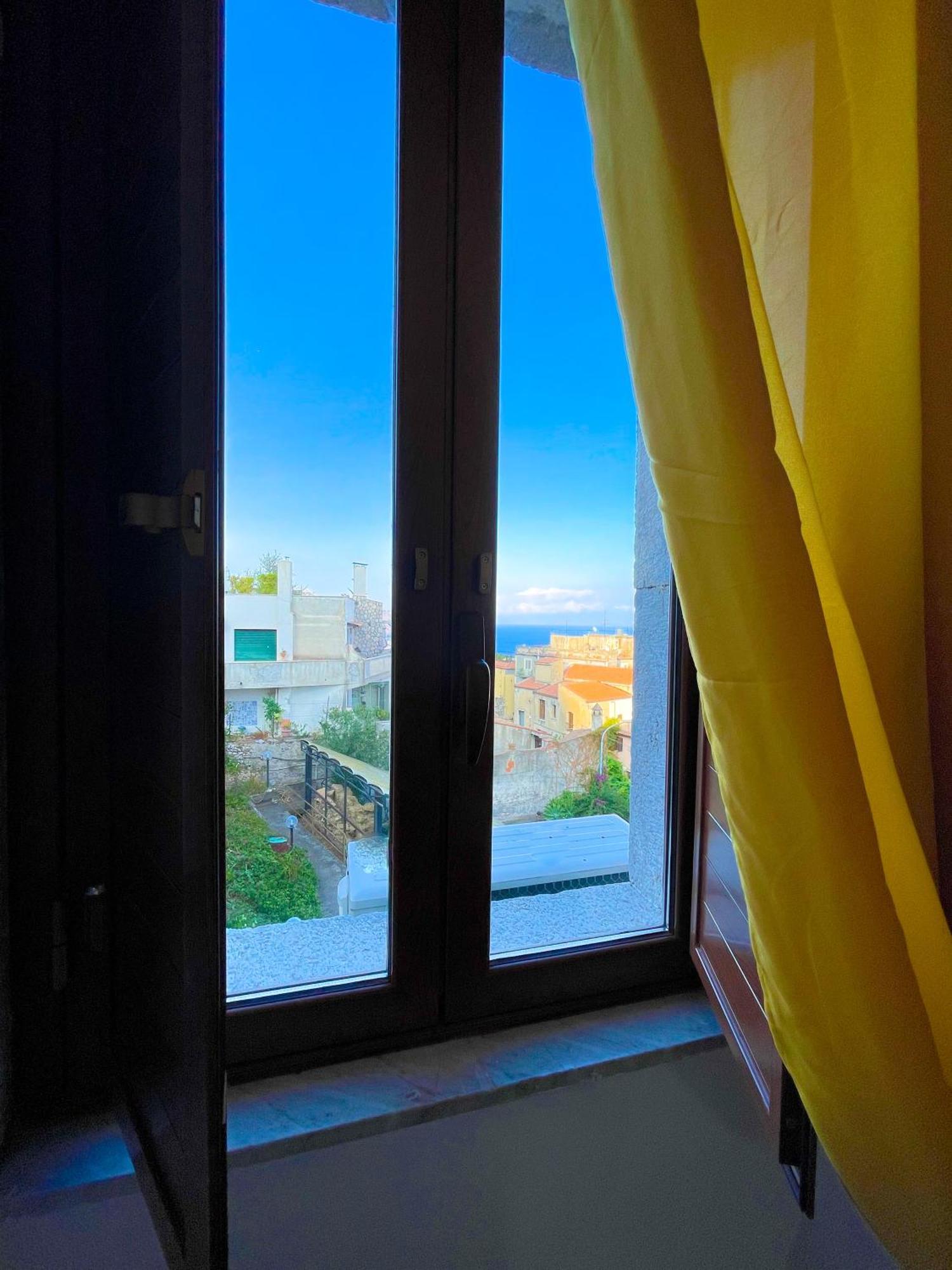 Appartamento Panoramic Taormina Center Esterno foto